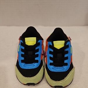Puma  | NWOT Kids' Enfants Future Rider Water Fighter Colorful Sneakers Sz 4C